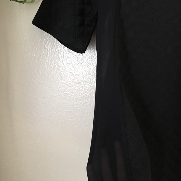 NWT WALTER BAKER TOP W/ SHEER SIDES - Picture 4 of 6